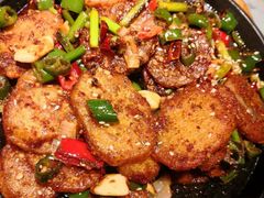 -六福烧烤酒馆(秦隆步行街店)