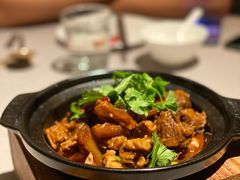 大别山牛筋牛腩煲-山里亲戚(淞虹路店)