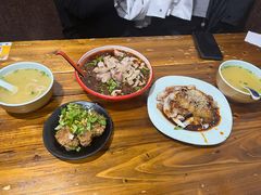 -朱大嘴肥肠血旺(福字街店)