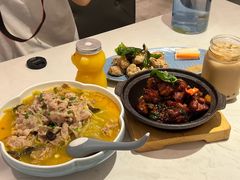 秘制酸汤肥牛-鹿港小镇(悠唐店)