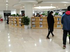 -武汉大学图书馆·文理学部总馆