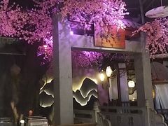 -韵秋荷(宝山龙湖天街店)