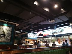 -亚马逊环球美食百汇(新城吾悦广场店)