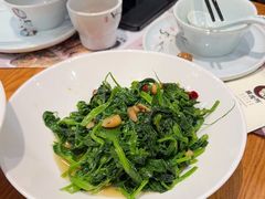 -黄泥岗·地道湖北菜(奥特莱斯店)