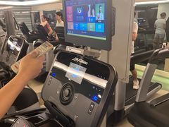 -宝力豪健身(中粮广场店)