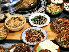 -阿山卓·野生菌火锅·纳西火塘烤肉