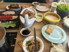 -龙聚德北京烤鸭(沙坪坝华宇A馆店)