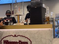 -哈根达斯(芳圆里店)
