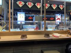 -成都你六姐·牛肉冒菜(上海环宇荟店)