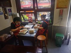 -长人馄饨铺(解放街店)