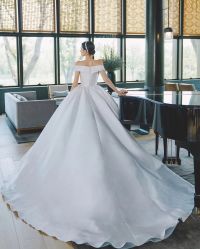 -柏拉图婚纱馆