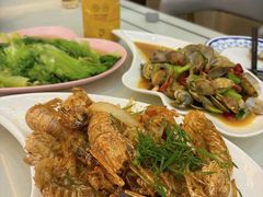 -覃记海鲜美食餐厅