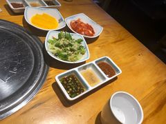 -唯成•韩国炭火烤肉 유성고기