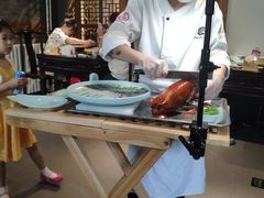 大堂-北平食府·北京烤鸭(北京西站六里桥店)