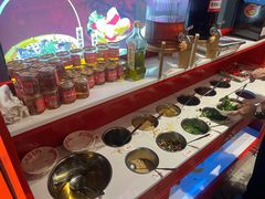 -憨孃孃·重庆老火锅(红山黑金店)