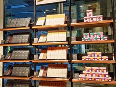 -Laderach 莱德拉(上海环贸iapm店)