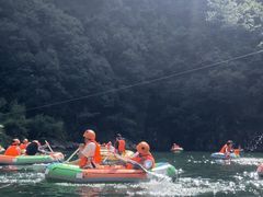 -安吉龙王山峡谷漂流