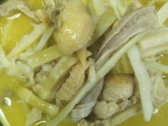 -河畔春天时尚餐厅