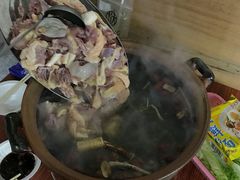 -威邵鸡煲(西华路总店)