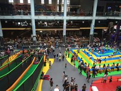 -蒙特利亲子乐园