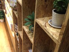 -新华里咖啡书吧(新华书店小寨店)