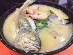 大黄鱼海鲜面-台州老六海鲜面馆(上南总店)