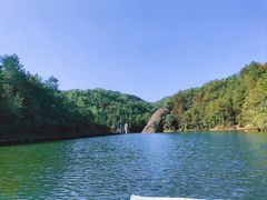 -玻璃桥景区石牛寨