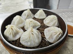 招牌鲜肉汤包-曼曼汤包(建国西路店)