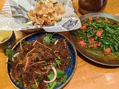 -老滇山寨•云南特色菜•地方菜•民族风情歌舞表演(金碧店)