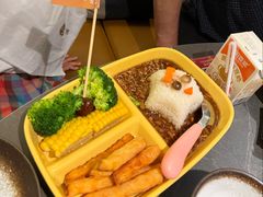 -湊湊火锅·茶憩(杭州湖滨银泰in77店)