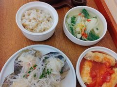 -雪梅月子中心(华侨城店)