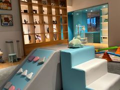 -蔚来中心(北京中关村店)