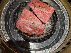 -山川小町·极番烧肉(新地假日广场店)