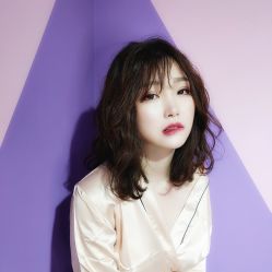 -变画·发型STUDIO