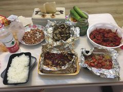 -扒虾小妹儿麻辣海鲜(宏图街店)