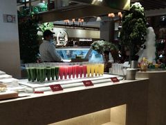-雍和会海鲜姿造自助(湖东路店)