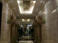 -江门新会碧桂园凤悦凤凰酒店(万达广场店)