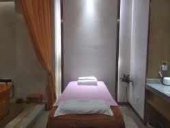 -苑苑vbeauty科技美容SPA