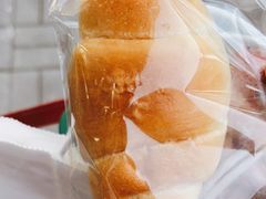 -yeast面包店