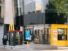 -麦当劳(展览路店)