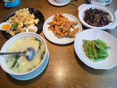 -吕氏疙瘩汤·新鲁菜(新贵和店)