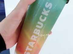 -星巴克(真如星光耀广场店)