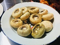-马路牙子烧烤音乐酒馆(望京店)