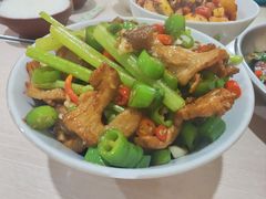 -老游独一佳湘菜馆(高新四路店)