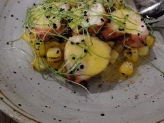 八爪鱼配烤玉米-BOR Eatery(安福路店)