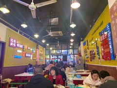 大堂-重庆金爪爪特色干锅(大竹林直营店)