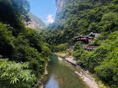 -蝶舞清江·恩施地心谷景区
