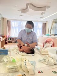 -贝爱时刻月子中心(宝安妇幼店)