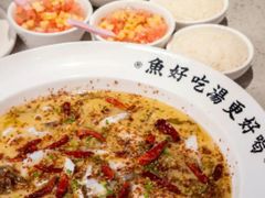 -江渔儿酸菜鱼·拔草餐厅(虎门君乐汇店)