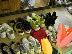 -嘉豪修鞋洗鞋洗包(浦东嘉里城店)